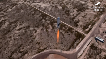 90-летний Уильям Шетнер (капитан Кирк из Star Trek) слетал в космос на ракете Blue Origin и стал самым пожилым астронавтом в истории