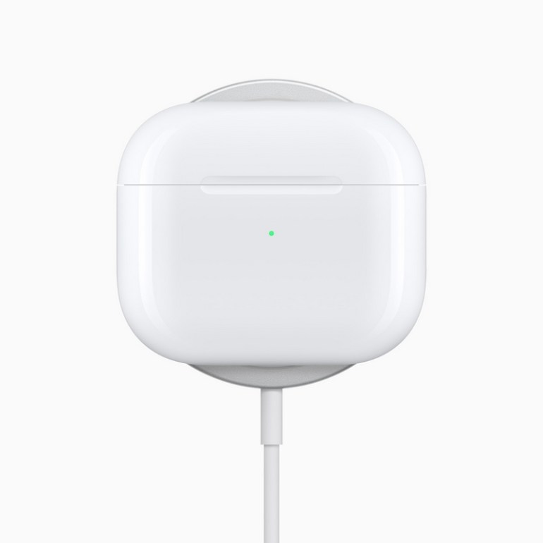 Apple представила новые AirPods за $179 — с обновленным дизайном в стиле Pro-модели, пространственным звуком, адаптивным эквалайзером и автономностью до 6 часов