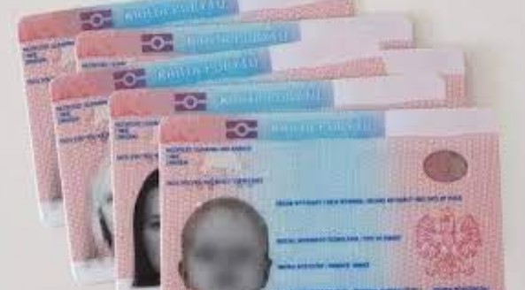 Як легально перебувати в Польщі без карти побиту?