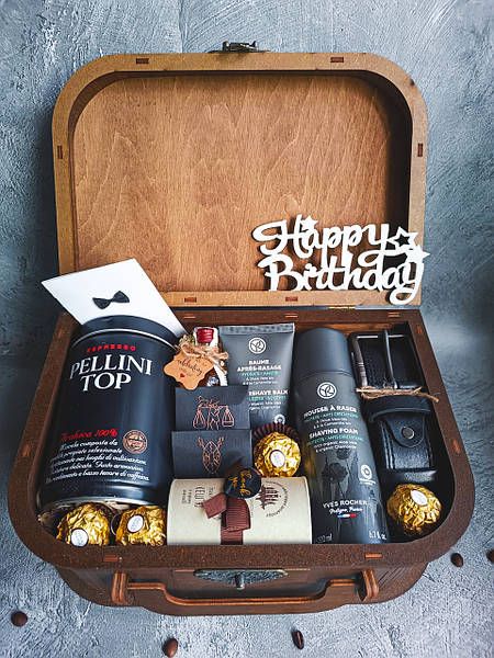 Що подарувати другу на день народження? Що подарувати другу на день народження?